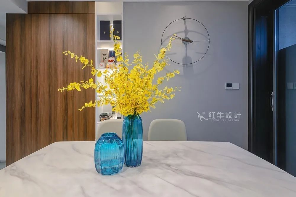 余瑋_金鼎灣花園135㎡輕奢風(fēng)格--老房升級(jí)改造，前后對(duì)比大變樣！11餐廚·改造后