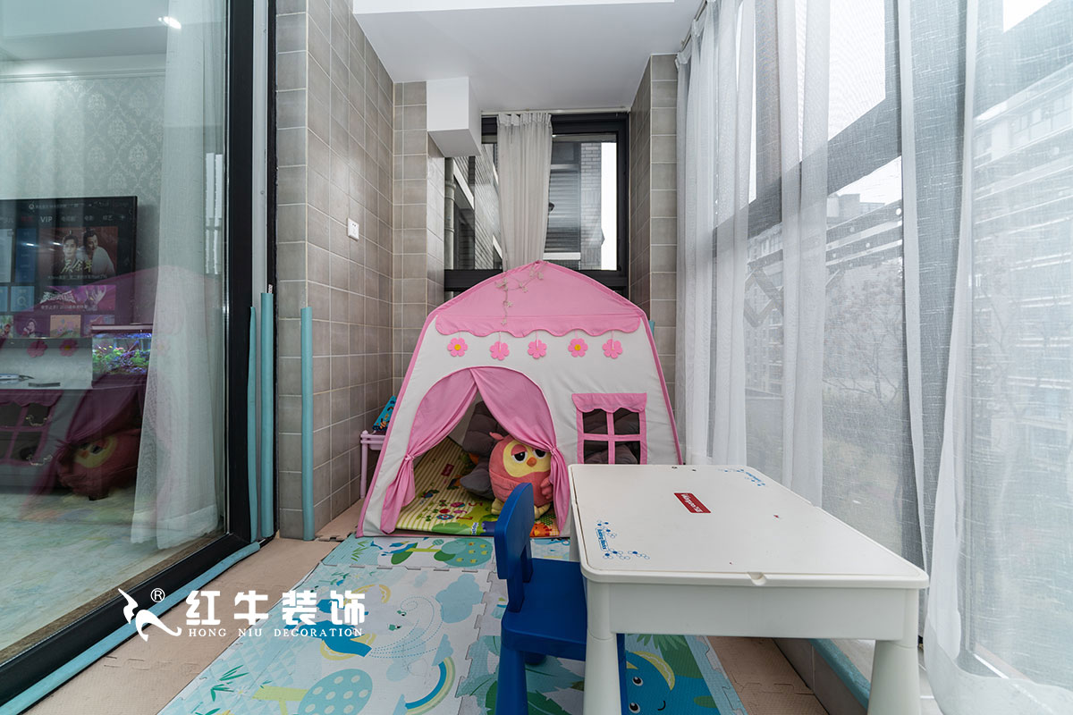 +logo_魏明花_華府國(guó)際-117㎡-簡(jiǎn)美風(fēng)格（3室2廳2衛(wèi)，全包16萬）06休閑陽臺(tái)_華府-18